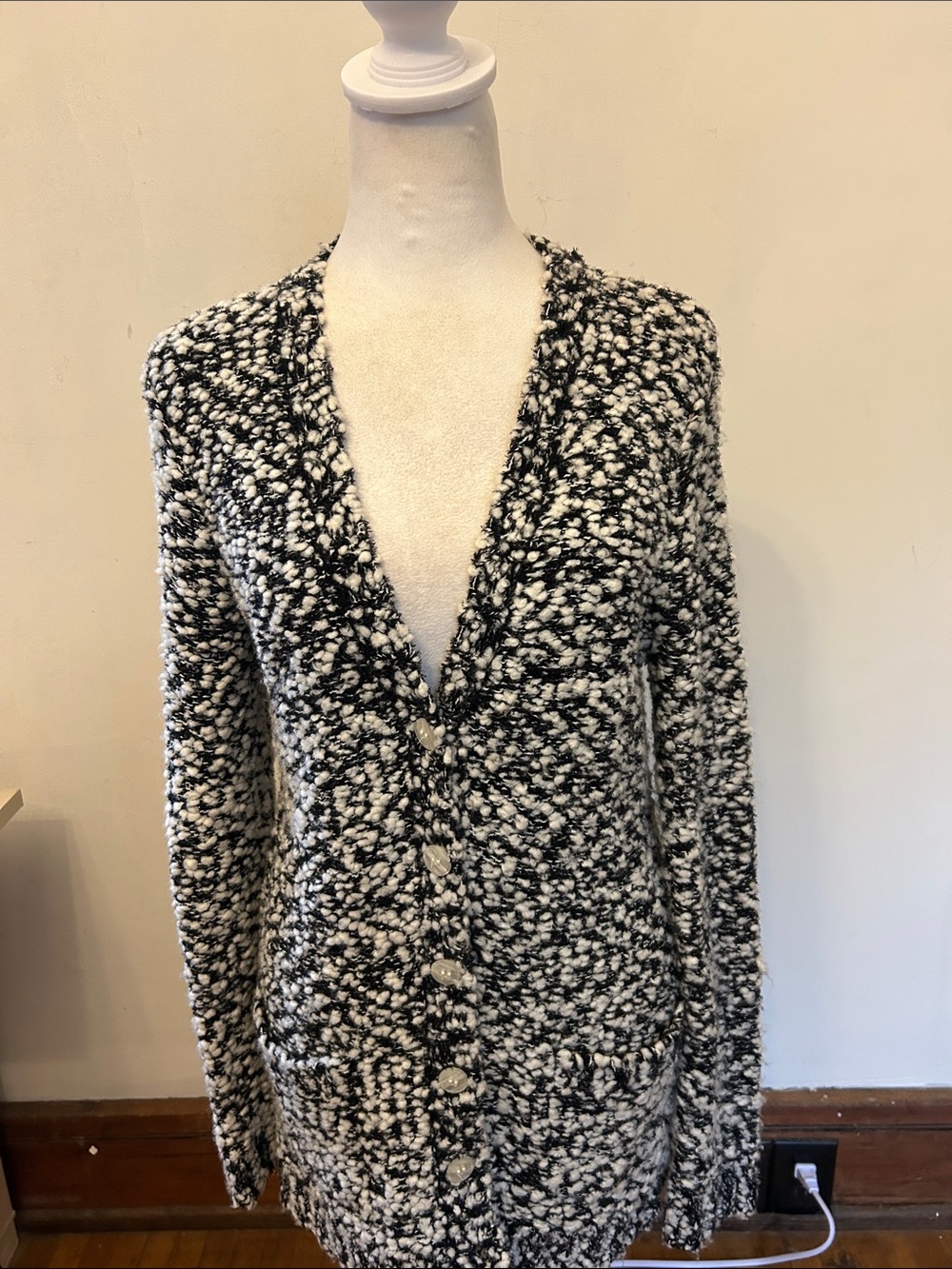 Joan Vass Black & White Bouclé Button-Front Women's long Cardigan Size M EUC